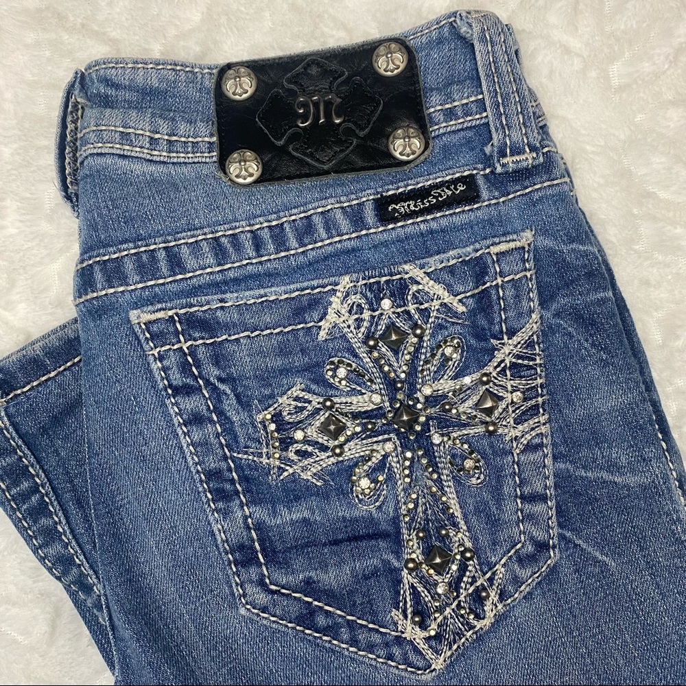 Miss Me boot cut jeans size 27
